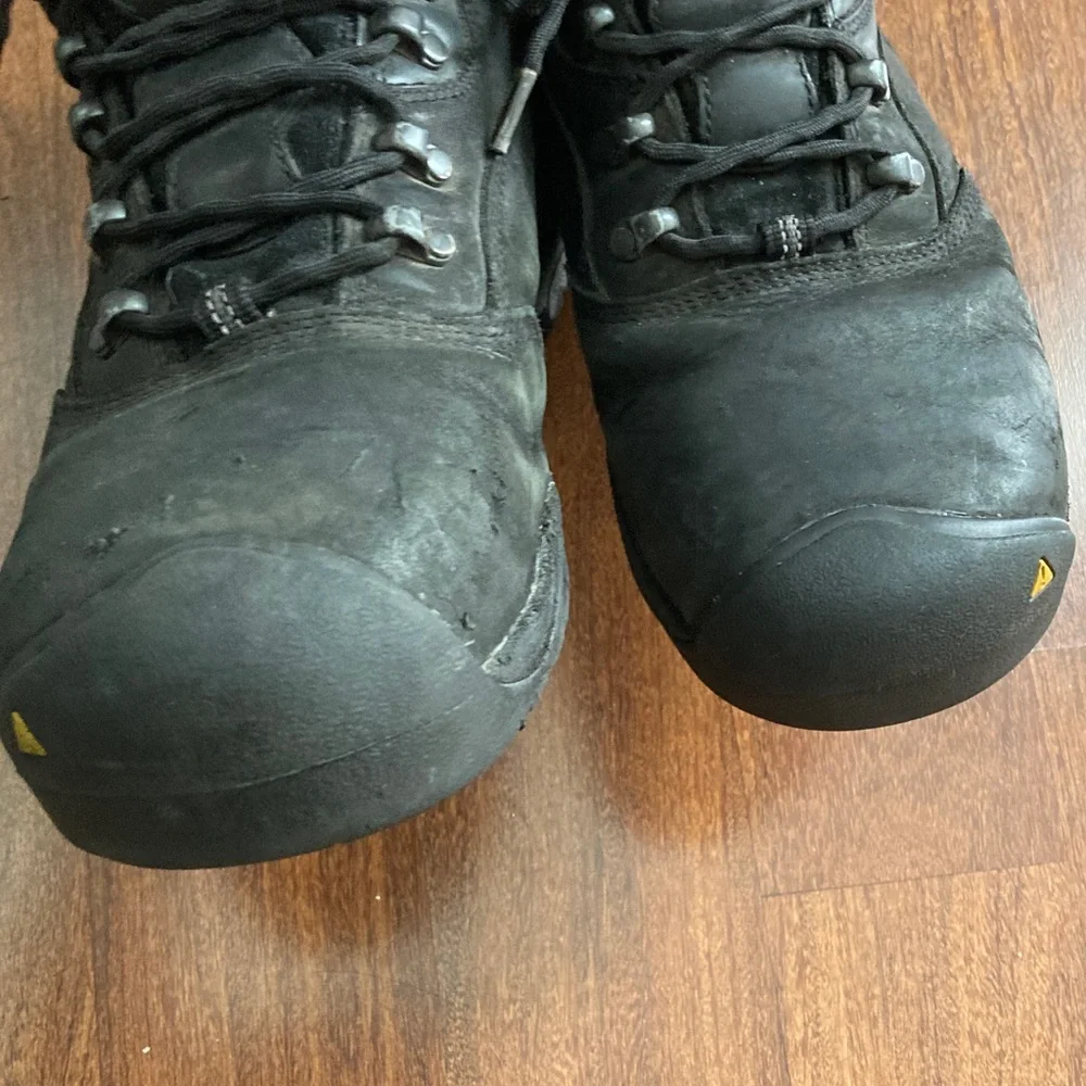 Keen Mens Utility Black Safety Footwear Sz 10